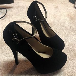 Delicacy Platform Heels